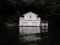  013-boathouse.jpg 